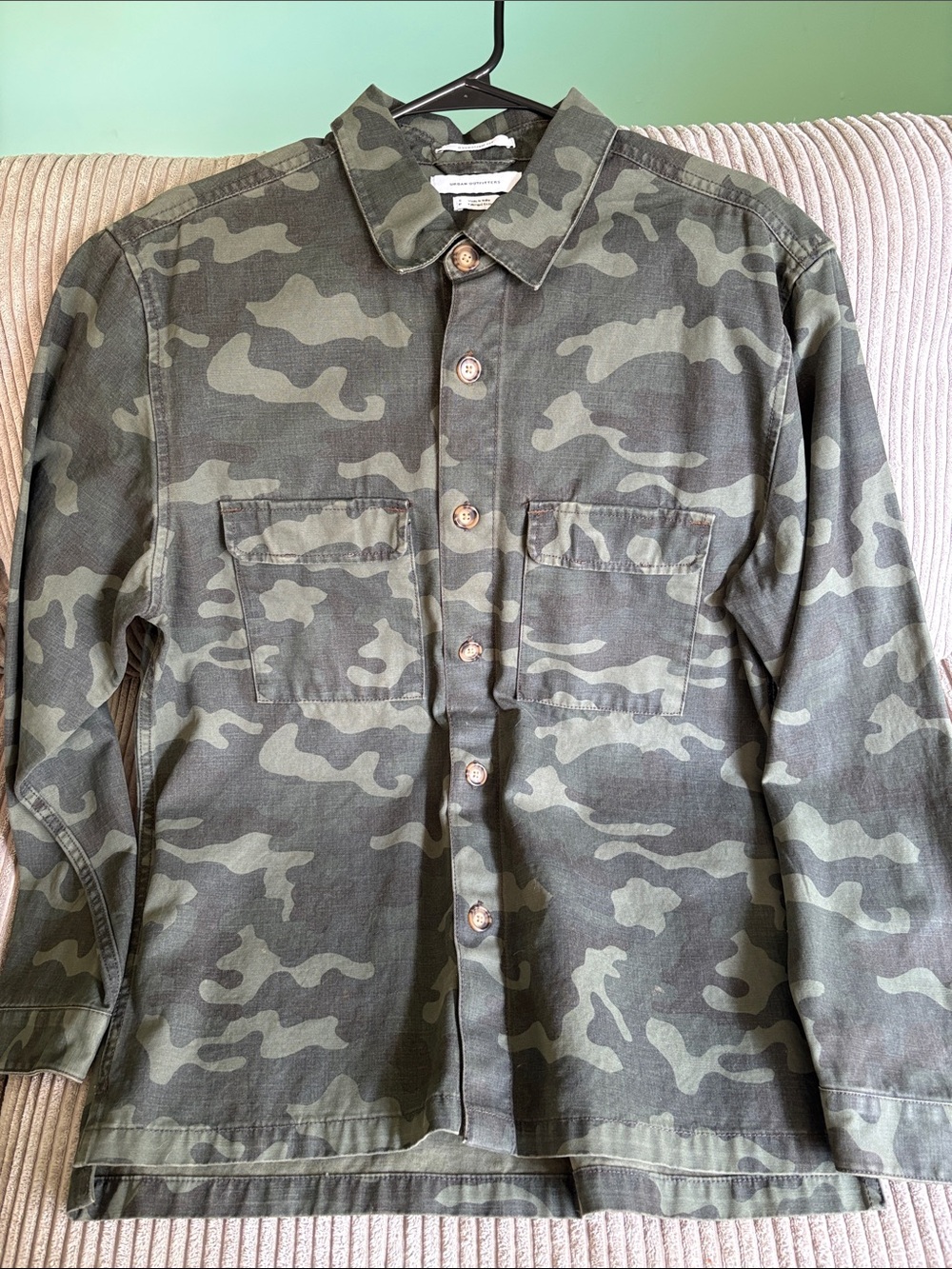 Urban Outfitters Men's Camouflage Button-Up Jacket - Green Camo